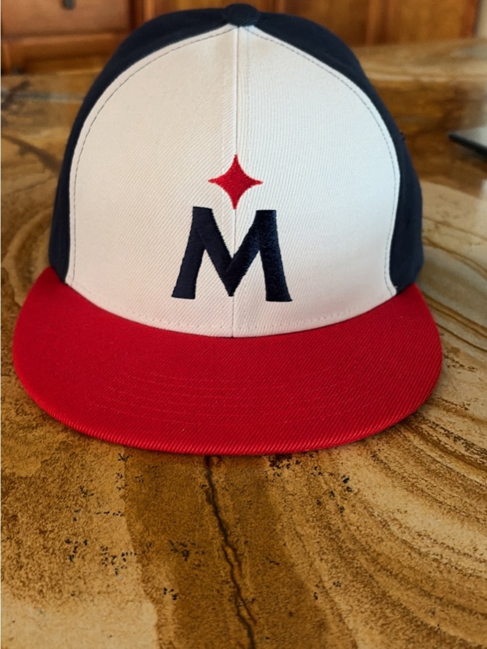 Minnesota Twins New Era Hat – Caribou Coffee Co-Branded – Snapback – NWT